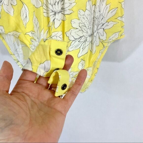 BP floral ruffle deep V neck bodysuit yellow white size XL NWT - Picture 6 of 7